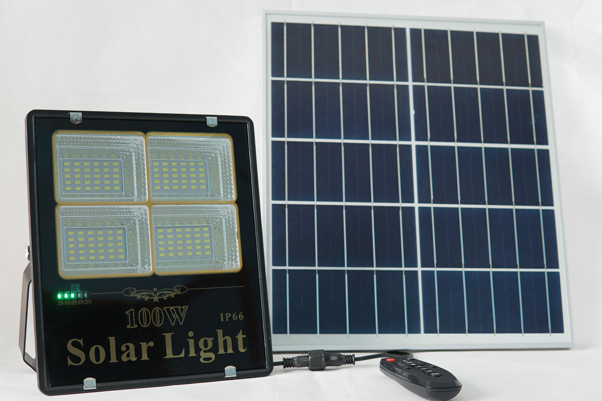 Đèn năng lượng mặt trời 100W đèn pha Roiled siêu sáng RP4-100W